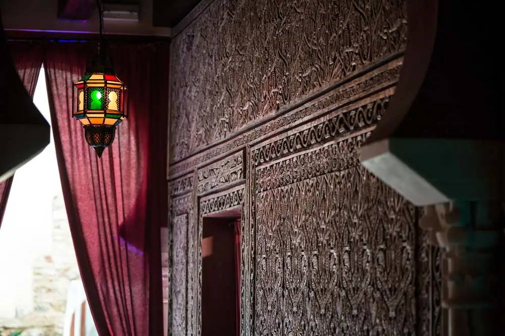 Ambiente relajante de baños árabes